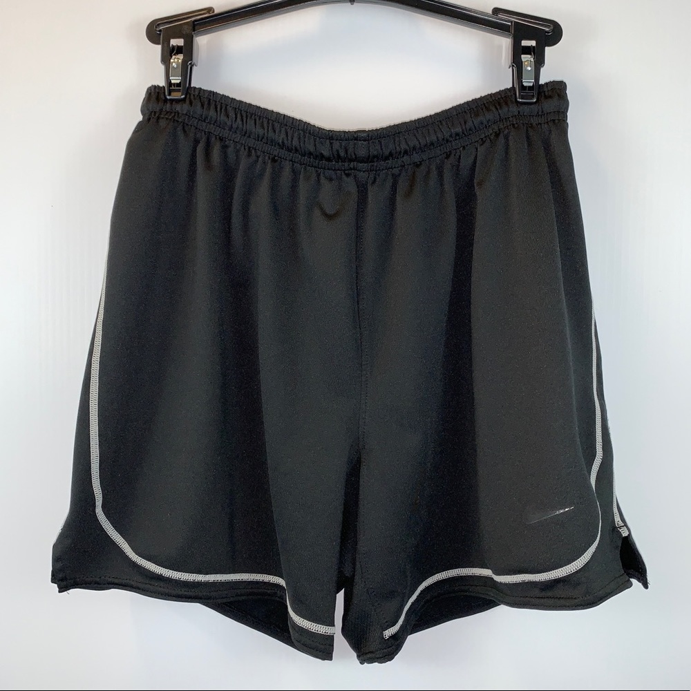 Boy’s Black Nike Team Athletic Shorts size L 14-16